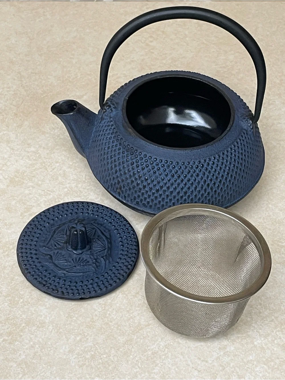 Japanese Blue Cast Iron Tetsubin Small Teapot Hobnail Design with Infuser & Lid